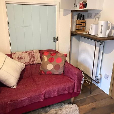Appartamento Tiny Cosy Snug Manorowen Esterno foto